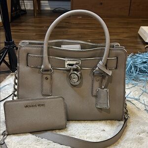Michael Kors Geay Satchel and Wallet Set